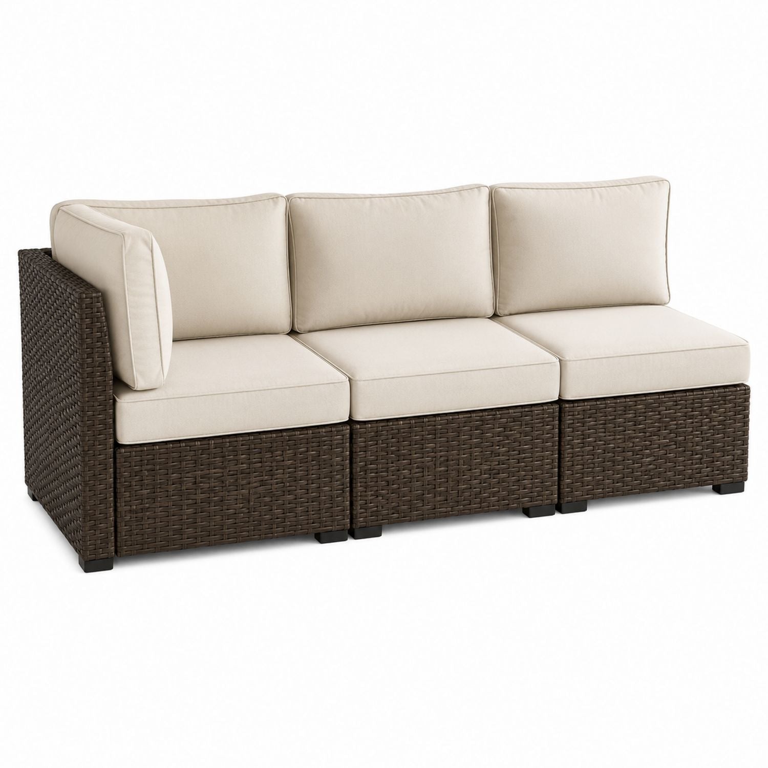 Outdoor-Sofa aus Korbgeflecht mit beigefarbenen Kissen, 3-Sitzer
